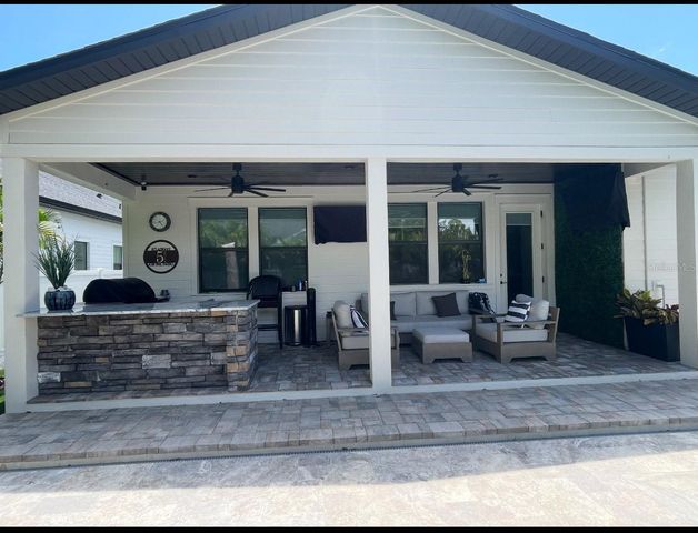 6214 S MAIN AVENUE, Tampa, FL 33611