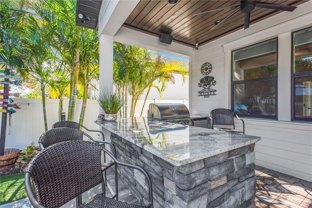 6214 S MAIN AVENUE, Tampa, FL 33611