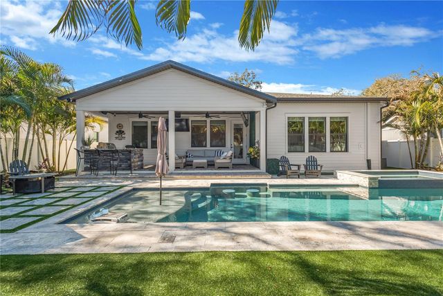 6214 S MAIN AVENUE, Tampa, FL 33611