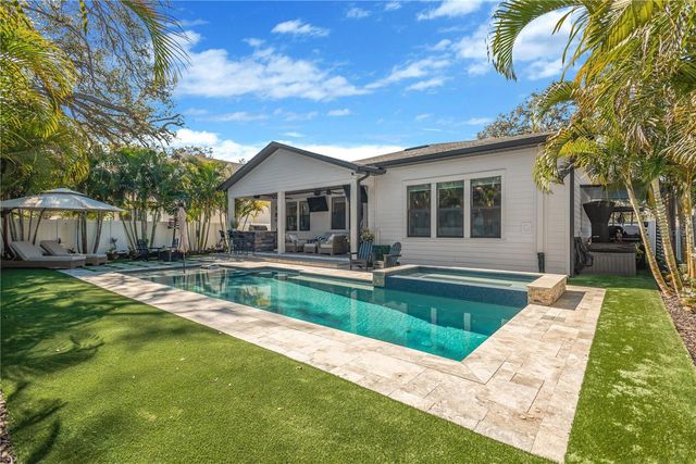 6214 S MAIN AVENUE, Tampa, FL 33611