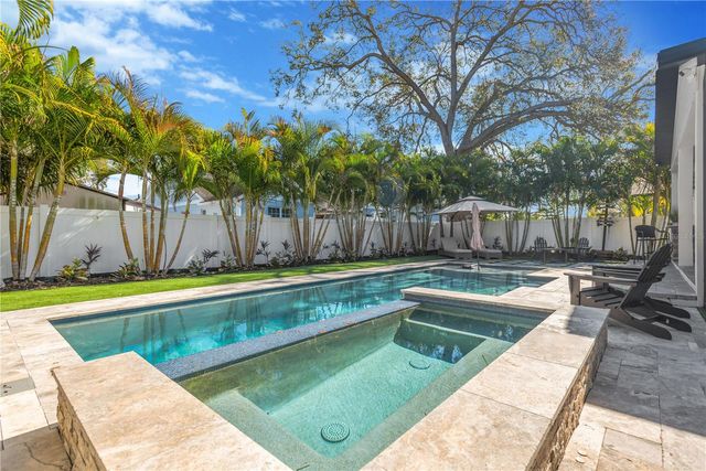 6214 S MAIN AVENUE, Tampa, FL 33611