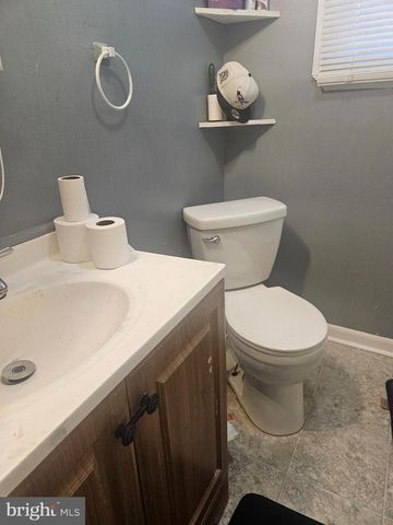 5413 GALLATIN ST, Hyattsville, MD 20781