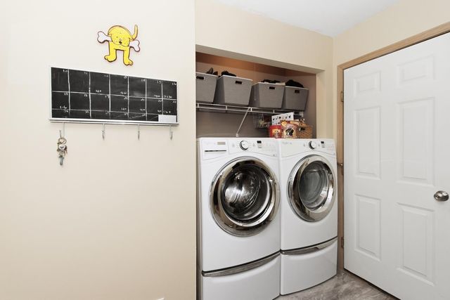 933 Doral Drive, Bartlett, IL 60103