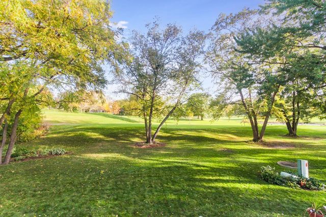 933 Doral Drive, Bartlett, IL 60103