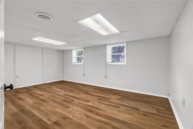 18403 E 9th Street N, Independence, MO 64056