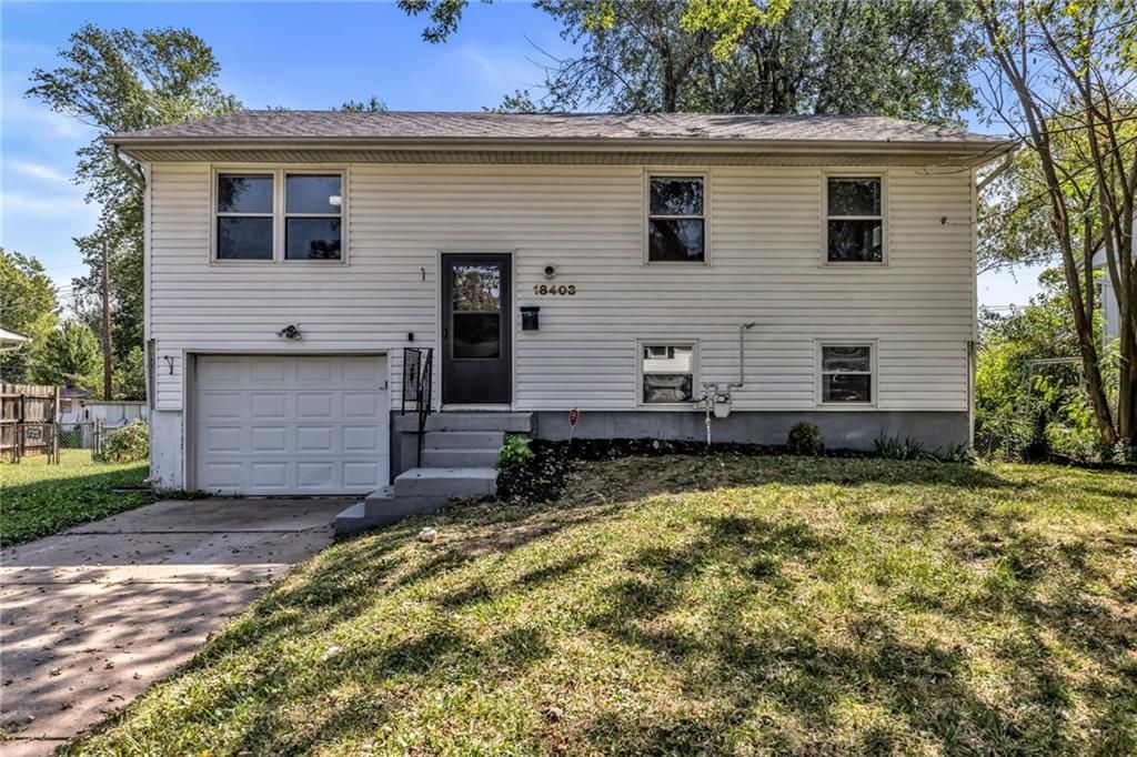 18403 E 9th Street N, Independence, MO 64056