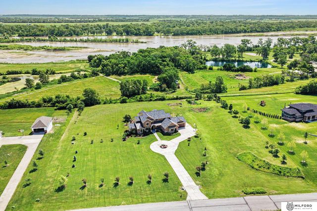 1520 Provencal Circle, Yutan, NE 68073
