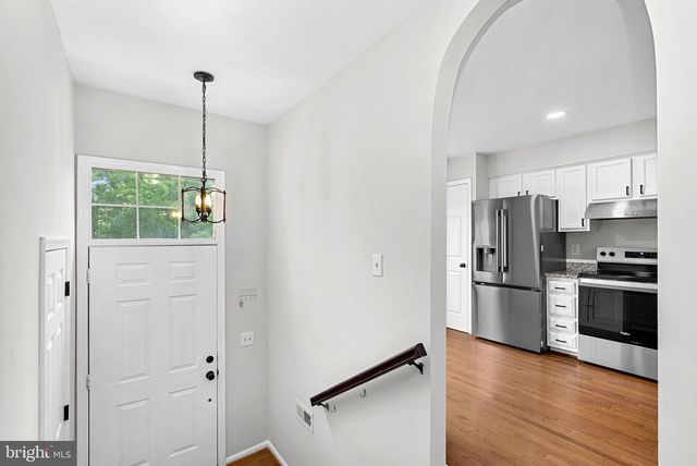 124 OLIVER CT, Purcellville, VA 20132