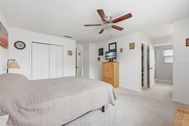 9028 NW 37TH CIRCLE, Gainesville, FL 32653