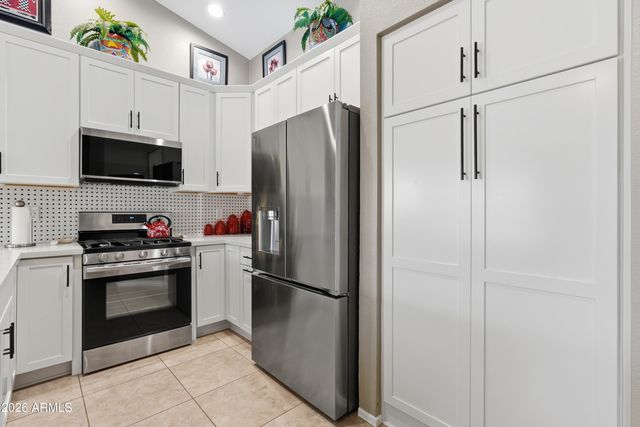 8946 E MINNESOTA Avenue, Sun Lakes, AZ 85248