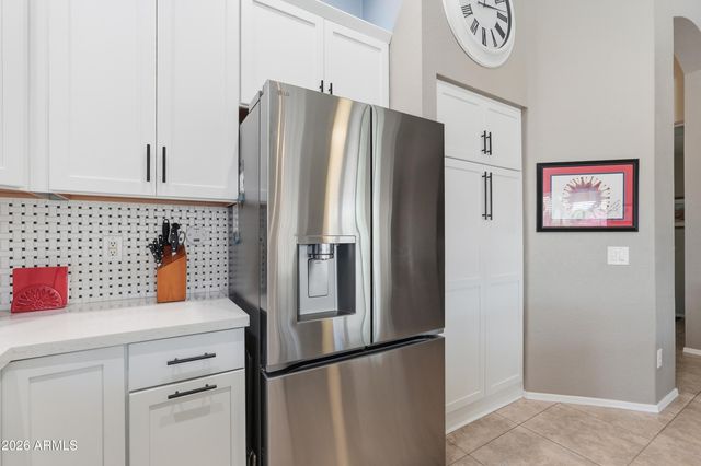 8946 E MINNESOTA Avenue, Sun Lakes, AZ 85248