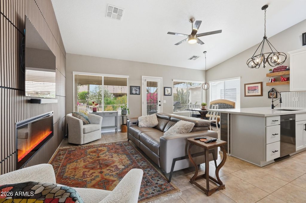 Image 34 of property listing at 8946 E MINNESOTA Avenue, Sun Lakes, AZ 85248