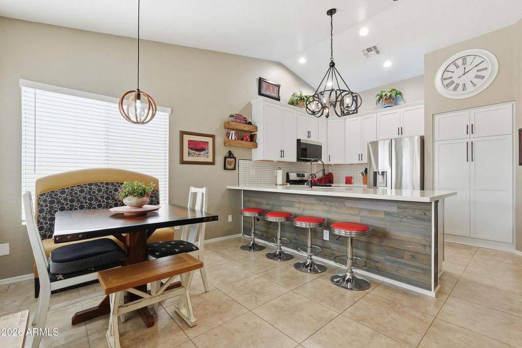 Image 4 of property listing at 8946 E MINNESOTA Avenue, Sun Lakes, AZ 85248