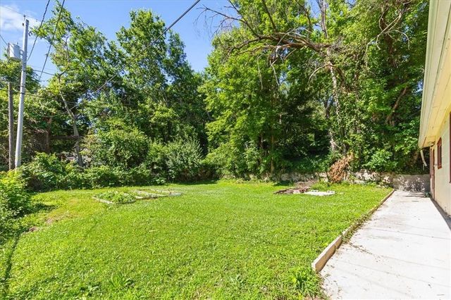 4905 Oakland Avenue, Kansas City, KS 66102