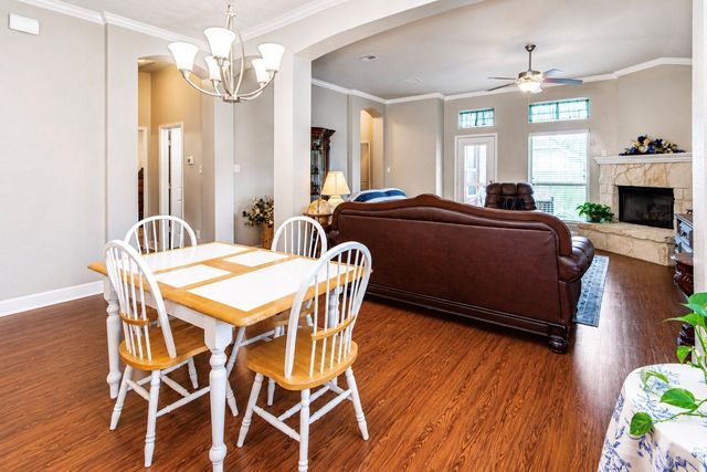 2200 Infield Court, Brenham, TX 77833