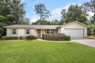 979 Richardson Road, Tallahassee, FL 32301