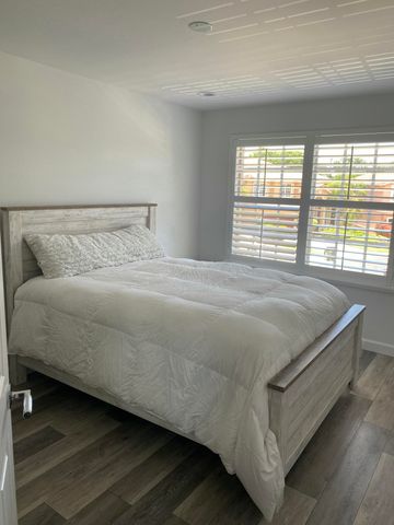 4883 N Classical Boulevard, Delray Beach, FL 33445