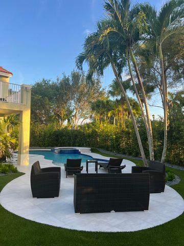 4883 N Classical Boulevard, Delray Beach, FL 33445
