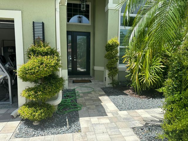 4883 N Classical Boulevard, Delray Beach, FL 33445