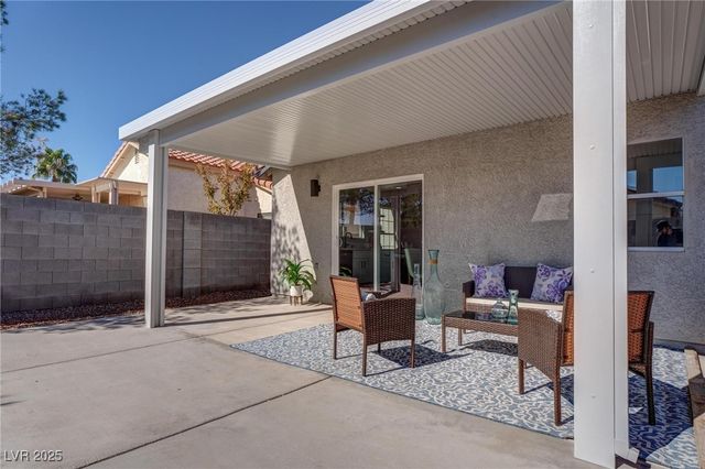 657 Thousand Oaks Drive, Las Vegas, NV 89123