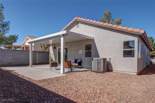 657 Thousand Oaks Drive, Las Vegas, NV 89123