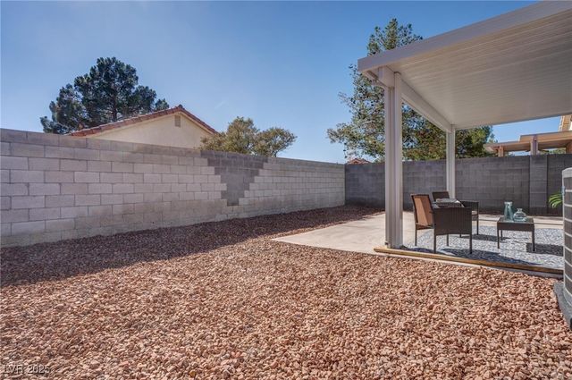 657 Thousand Oaks Drive, Las Vegas, NV 89123