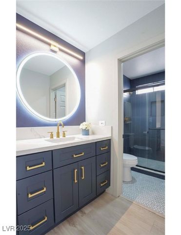 657 Thousand Oaks Drive, Las Vegas, NV 89123