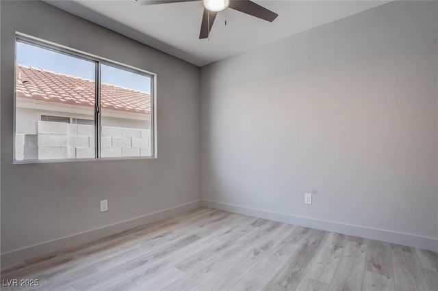 657 Thousand Oaks Drive, Las Vegas, NV 89123