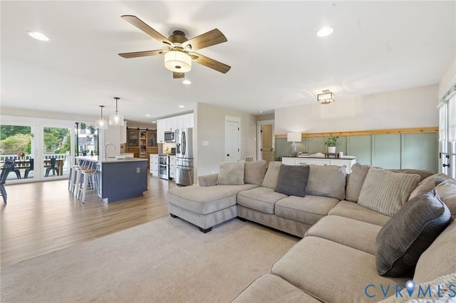 9309 Sweetmeadow Pl, Mechanicsville, VA 23116