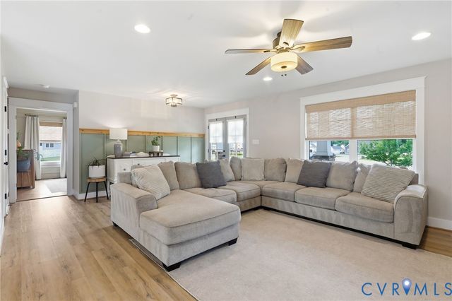 9309 Sweetmeadow Pl, Mechanicsville, VA 23116