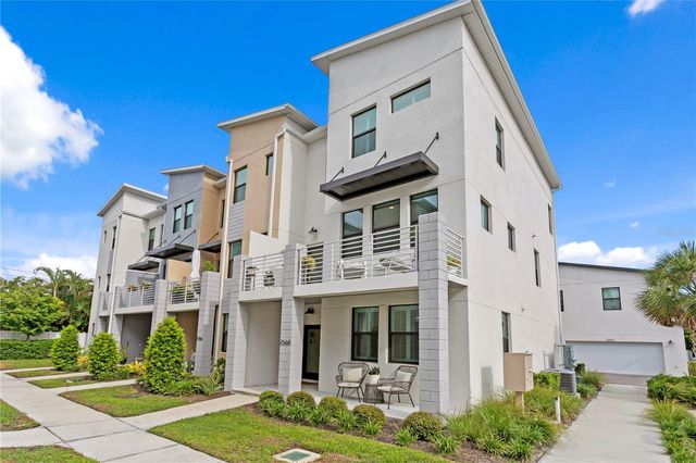 2560 12TH TERRACE N, St Petersburg, FL 33713