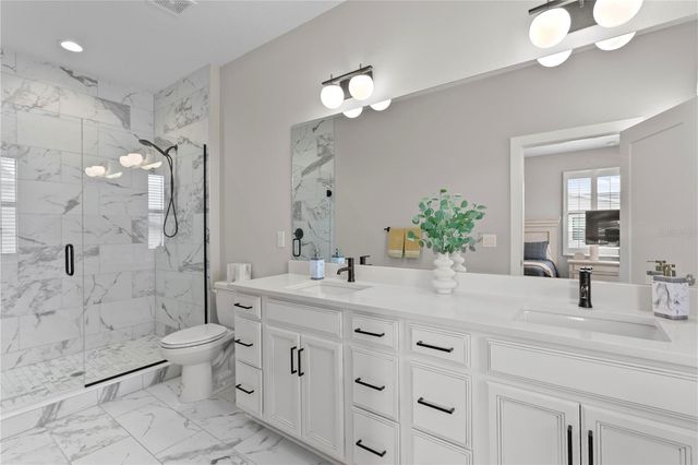 2560 12TH TERRACE N, St Petersburg, FL 33713