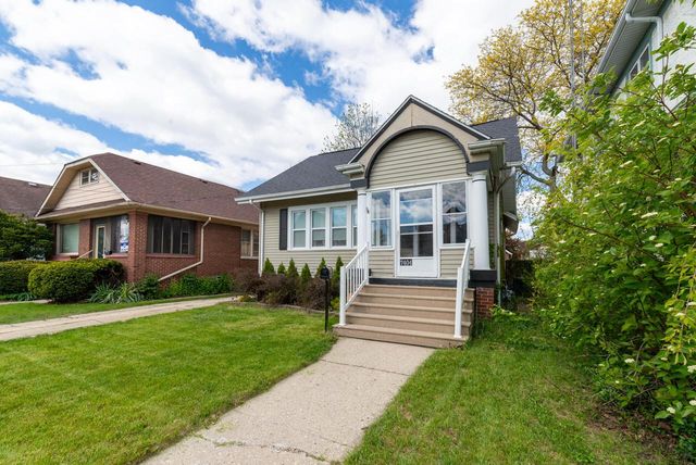 7404 23rd AVENUE, Kenosha, WI 53143