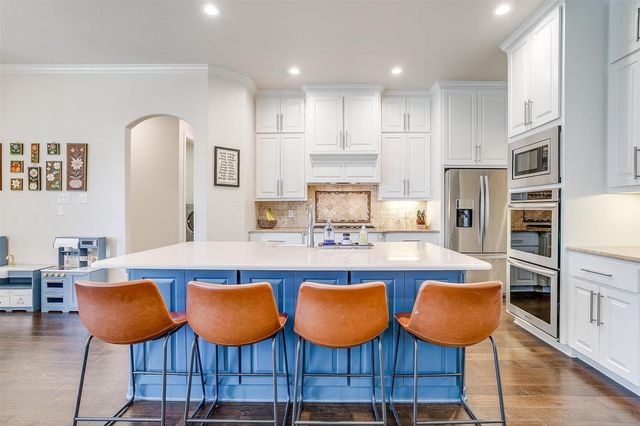 306 Creekview Terrace, Aledo, TX 76008