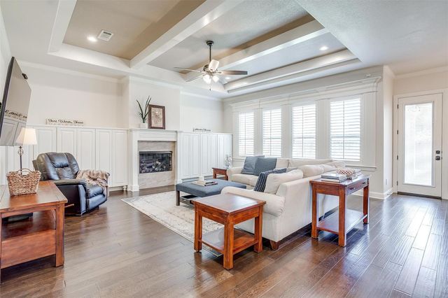 306 Creekview Terrace, Aledo, TX 76008