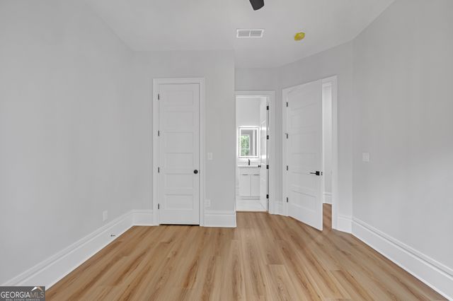 225 Valerie Circle, South Fulton, GA 30349