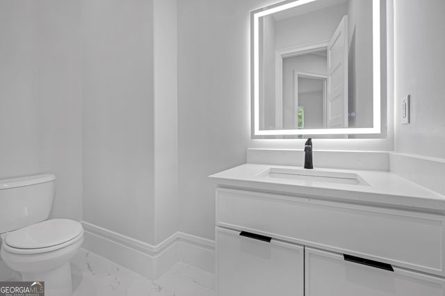 225 Valerie Circle, South Fulton, GA 30349