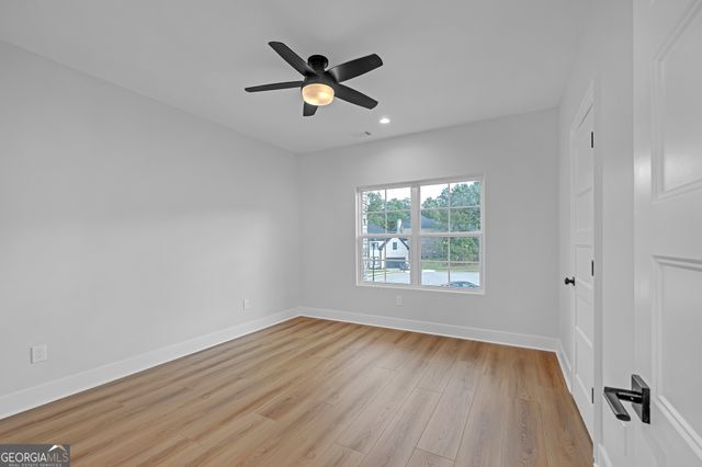 225 Valerie Circle, South Fulton, GA 30349