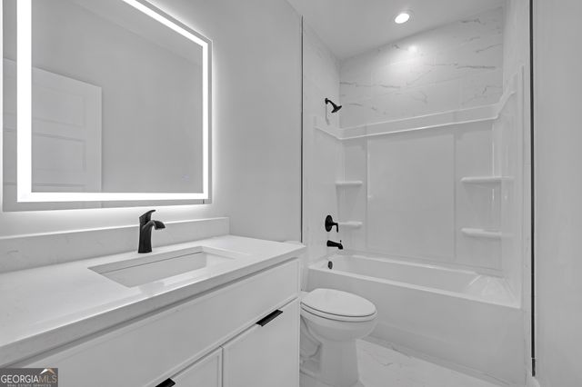 225 Valerie Circle, South Fulton, GA 30349