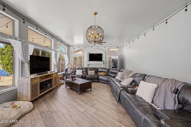 7496 S HAZELTON Lane, Tempe, AZ 85283