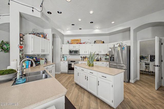 7496 S HAZELTON Lane, Tempe, AZ 85283
