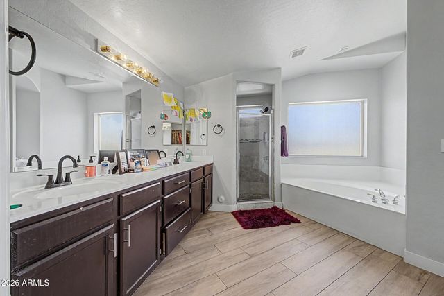 7496 S HAZELTON Lane, Tempe, AZ 85283