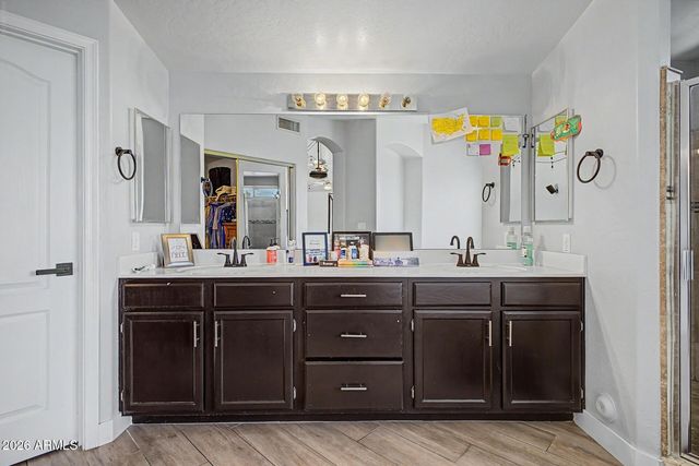 7496 S HAZELTON Lane, Tempe, AZ 85283
