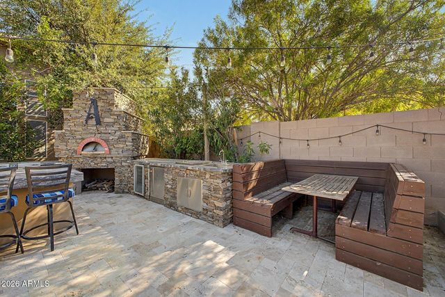 7496 S HAZELTON Lane, Tempe, AZ 85283