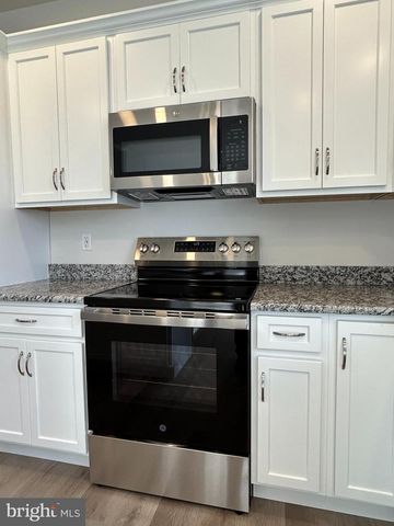 168 MAGNOLIA DR, Middletown, PA 17057