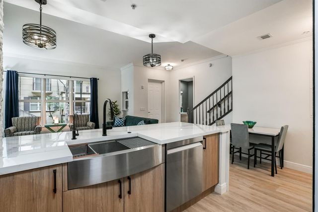 2609 NE 14th Avenue 114, Wilton Manors, FL 33334