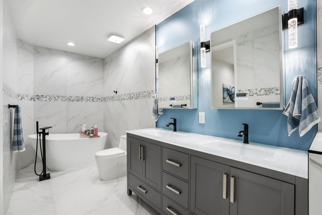2609 NE 14th Avenue 114, Wilton Manors, FL 33334