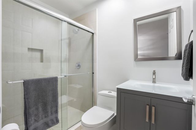 2609 NE 14th Avenue 114, Wilton Manors, FL 33334