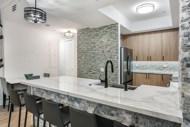2609 NE 14th Avenue 114, Wilton Manors, FL 33334