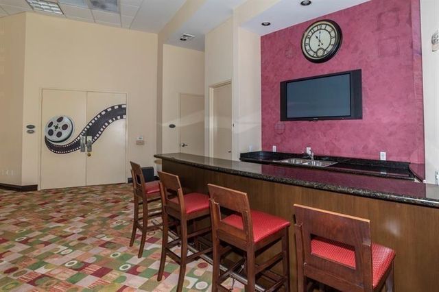 2609 NE 14th Avenue 114, Wilton Manors, FL 33334